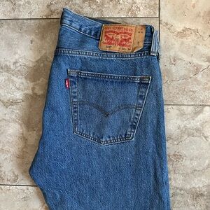 Vintage Levi’s 501 Jeans — W34 L34
